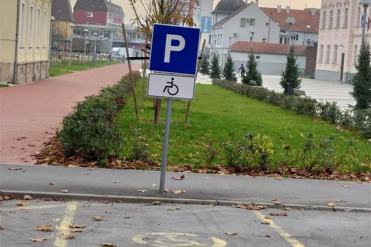 Slika /PU_VP/Slike_Vijesti/parkiranje - invalidi.jpg